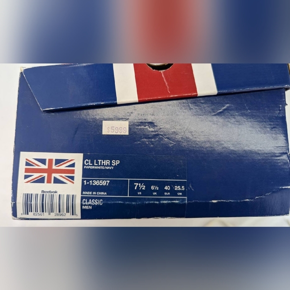 REEBOK classics navy blue/white size 7.5 (mens) - Picture 8 of 9